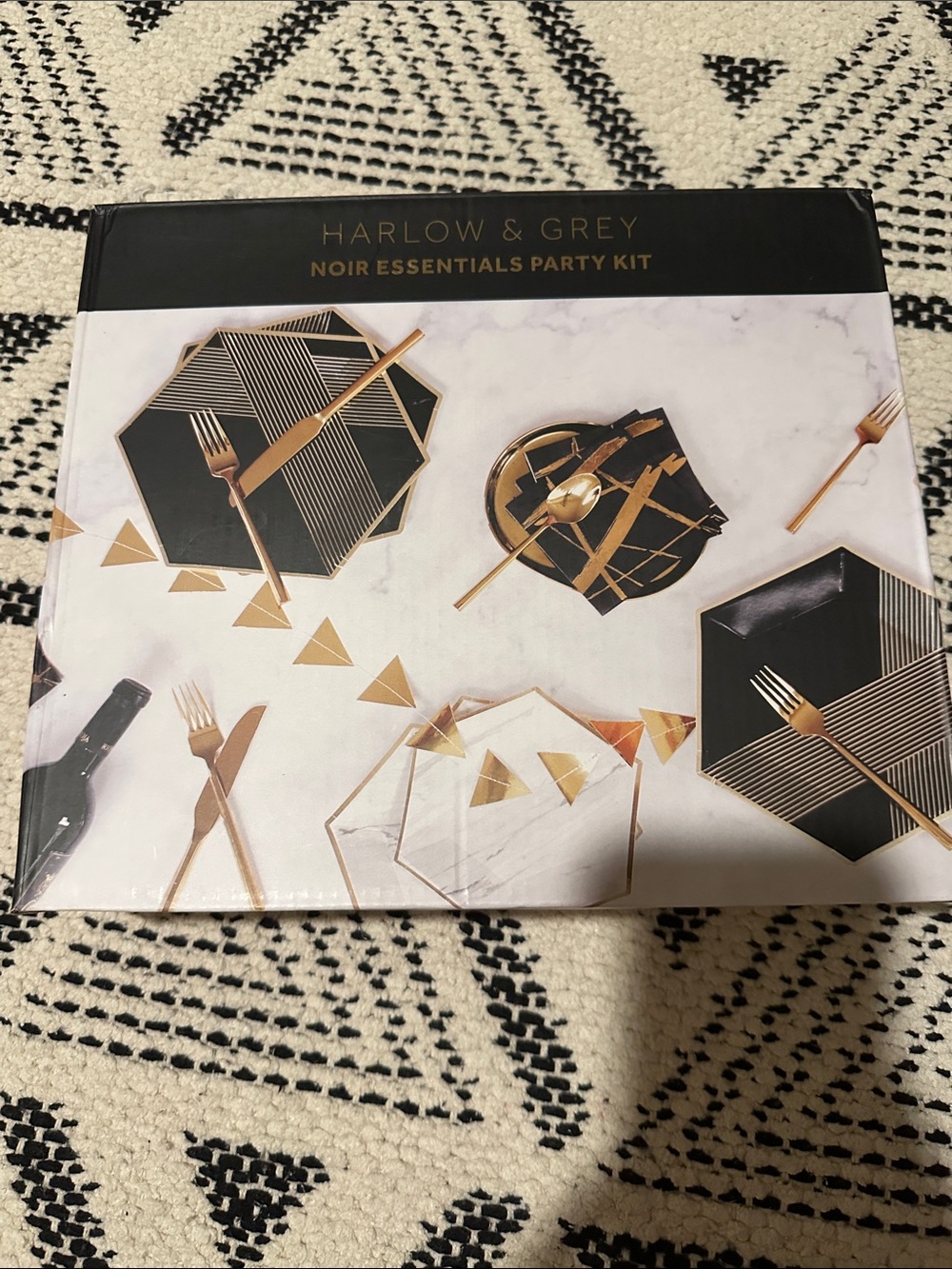 Harlow and Grey Stylish Art-Deco Inspired Noir Essentials Party Kit Black & Gold